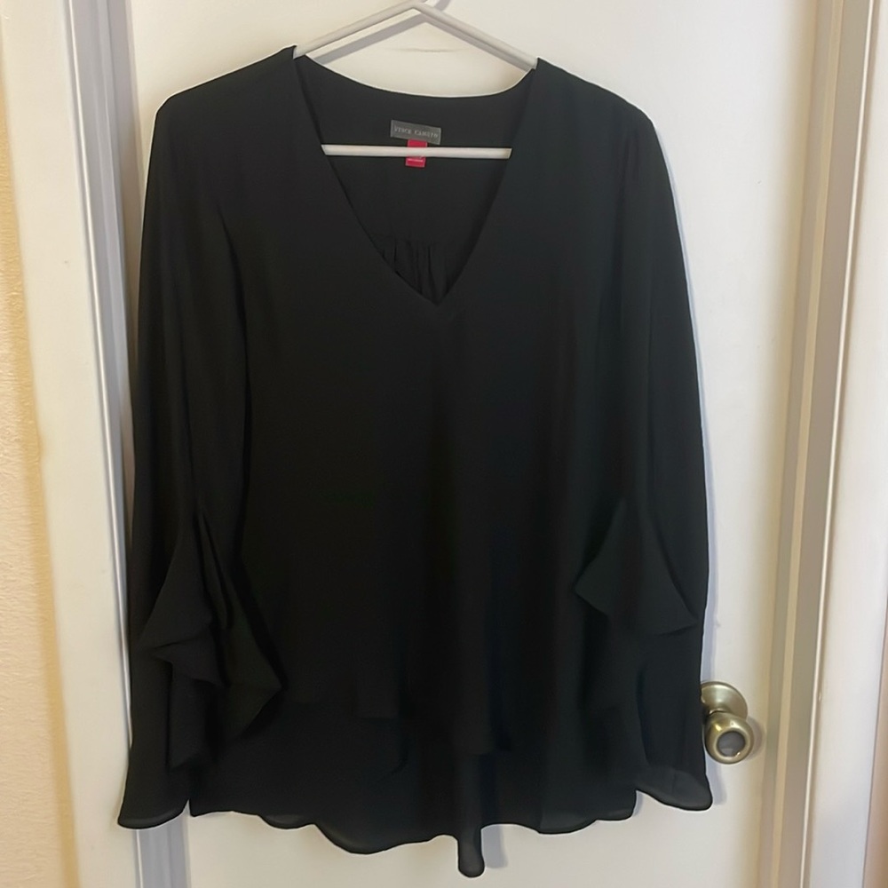 Vince camuto new black flare flutter sleeve dress top m